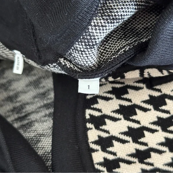 *NWOT Sandro Long houndstooth coatigan in black/ecru